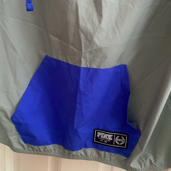 PINK Windbreaker - Picture 4 of 4